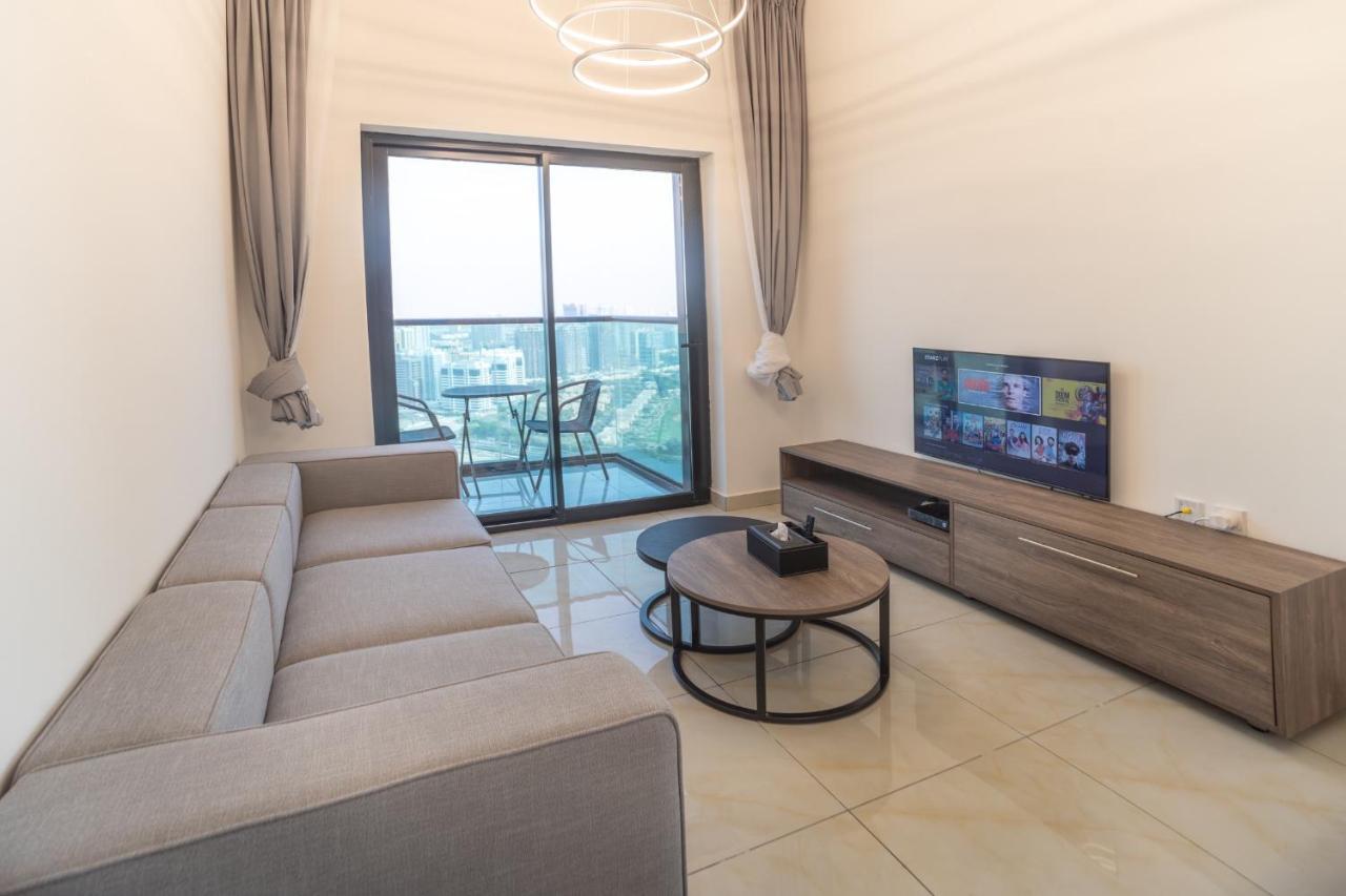 Sky View Tower Apartments Дубай Экстерьер фото