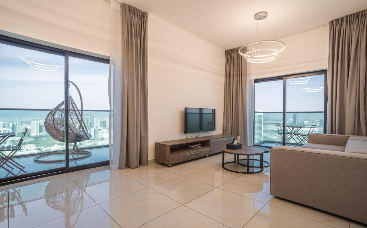 Sky View Tower Apartments Дубай Экстерьер фото