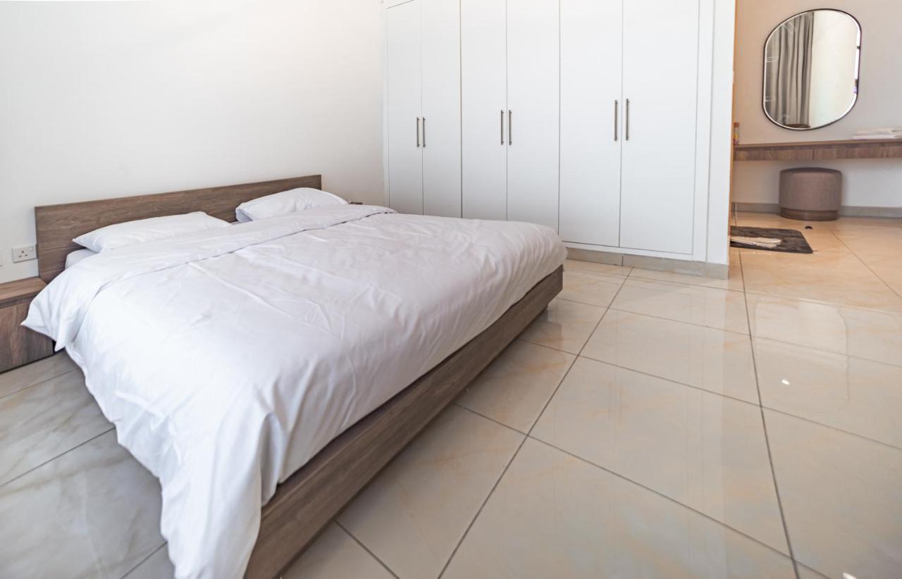 Sky View Tower Apartments Дубай Экстерьер фото